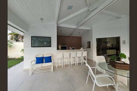 Casa de condomínio para alugar com 500m², 4 quartos e 9 vagas