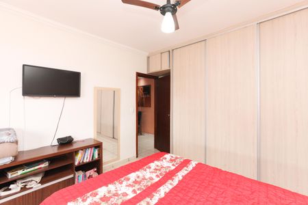 Casa à venda com 3 quartos, 200m² em Lindéia, Contagem