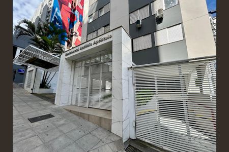 Apartamento para alugar com 72m², 3 quartos e 1 vaga Apartamento para alugar com 72m², 3 quartos e 1 vagaFachada