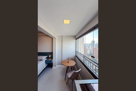 Studio para alugar com 31m², 1 quarto e sem vaga Studio para alugar com 31m², 1 quarto e sem vagaVaranda