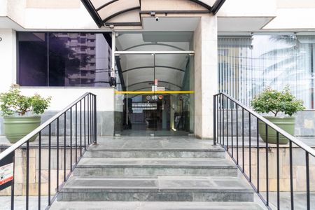 Apartamento para alugar com 88m², 2 quartos e 1 vaga Apartamento para alugar com 88m², 2 quartos e 1 vagaEntrada