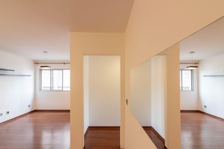 Apartamento para alugar com 88m², 2 quartos e 1 vaga Apartamento para alugar com 88m², 2 quartos e 1 vagaSala