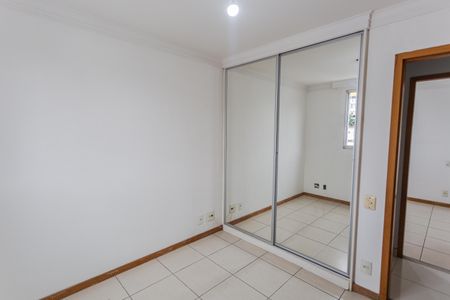 Apartamento à venda com 78m², 3 quartos e 2 vagasQuarto 2