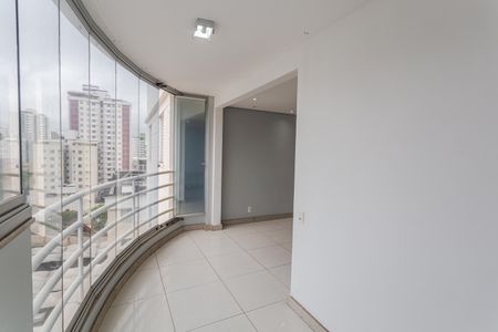 Apartamento à venda com 78m², 3 quartos e 2 vagasVaranda na Sala