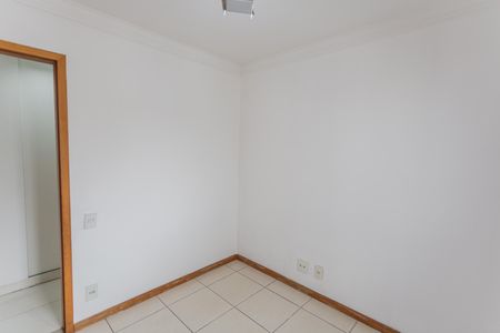 Apartamento à venda com 78m², 3 quartos e 2 vagasQuarto 3