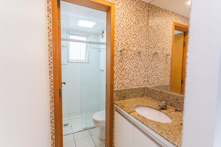 Apartamento à venda com 78m², 3 quartos e 2 vagasBanheiro Social