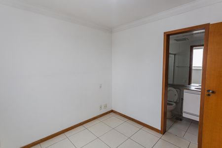 Apartamento à venda com 78m², 3 quartos e 2 vagasSuíte