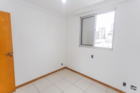 Apartamento à venda com 78m², 3 quartos e 2 vagasQuarto 2