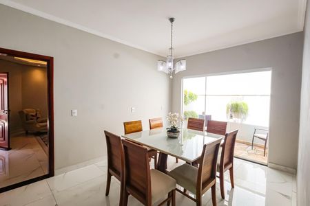 Casa para alugar com 300m², 3 quartos e 3 vagasSala de Jantar