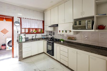 Casa para alugar com 300m², 3 quartos e 3 vagasCozinha