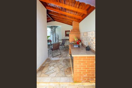 Casa para alugar com 300m², 3 quartos e 3 vagasChurrasqueira