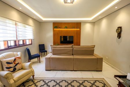 Casa para alugar com 300m², 3 quartos e 3 vagasSala