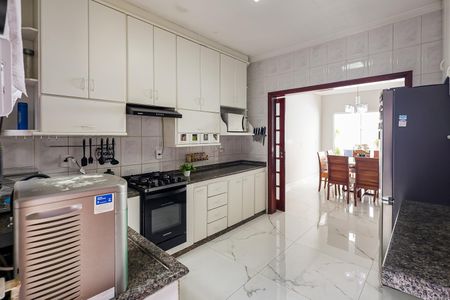 Casa para alugar com 300m², 3 quartos e 3 vagasCozinha