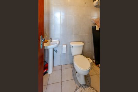 Casa para alugar com 300m², 3 quartos e 3 vagasBanheiro churrasqueira