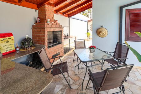 Casa para alugar com 300m², 3 quartos e 3 vagasChurrasqueira