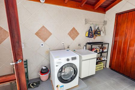 Casa para alugar com 300m², 3 quartos e 3 vagasLavanderia