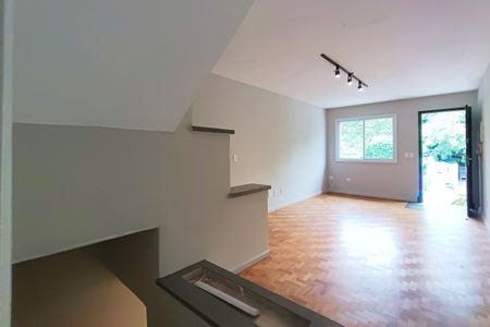 Casa de condomínio para alugar com 120m², 2 quartos e 1 vaga Casa de condomínio para alugar com 120m², 2 quartos e 1 vagaSala