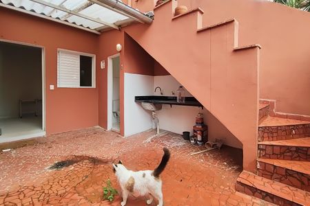 Casa de condomínio para alugar com 120m², 2 quartos e 1 vaga Casa de condomínio para alugar com 120m², 2 quartos e 1 vagaQuintal