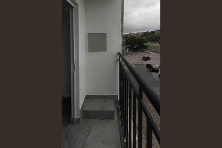 Apartamento para alugar com 42m², 2 quartos e sem vaga Apartamento para alugar com 42m², 2 quartos e sem vagaVaranda