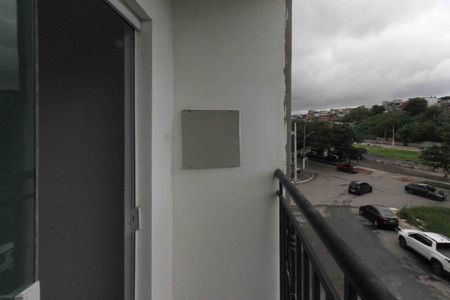 Apartamento para alugar com 42m², 2 quartos e sem vaga Apartamento para alugar com 42m², 2 quartos e sem vagaVaranda