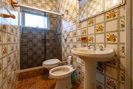 Apartamento para alugar com 187m², 3 quartos e 1 vaga Apartamento para alugar com 187m², 3 quartos e 1 vagaBanheiro