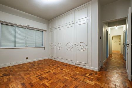 Apartamento para alugar com 187m², 3 quartos e 1 vaga Apartamento para alugar com 187m², 3 quartos e 1 vagaSuíte