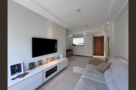 Apartamento à venda com 76m², 3 quartos e 1 vagaSala