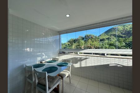 Apartamento à venda com 76m², 3 quartos e 1 vagaVaranda