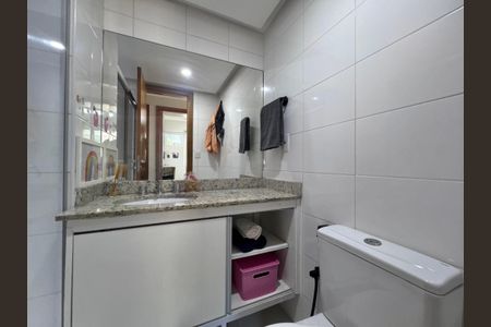 Apartamento à venda com 76m², 3 quartos e 1 vagaBanheiro Social