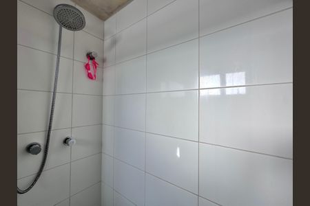 Apartamento à venda com 76m², 3 quartos e 1 vagaSuíte - Banheiro