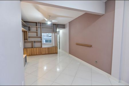 Apartamento para alugar com 100m², 3 quartos e 1 vaga Apartamento para alugar com 100m², 3 quartos e 1 vagaSala