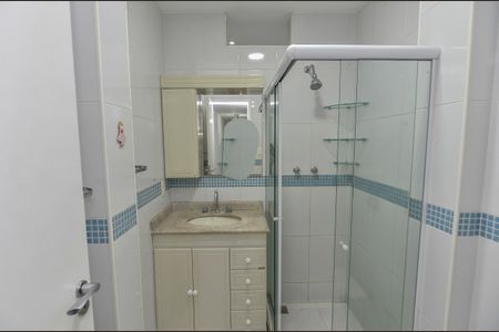 Apartamento para alugar com 100m², 3 quartos e 1 vaga Apartamento para alugar com 100m², 3 quartos e 1 vagaBanheiro Social