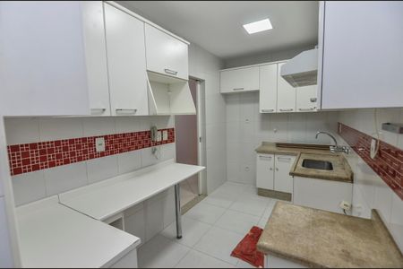 Apartamento para alugar com 100m², 3 quartos e 1 vaga Apartamento para alugar com 100m², 3 quartos e 1 vagaCozinha