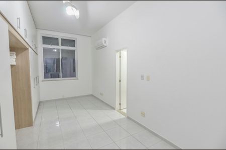 Apartamento para alugar com 100m², 3 quartos e 1 vaga Apartamento para alugar com 100m², 3 quartos e 1 vagaSuíte