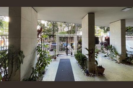 Apartamento para alugar com 100m², 3 quartos e 1 vaga Apartamento para alugar com 100m², 3 quartos e 1 vagaHall