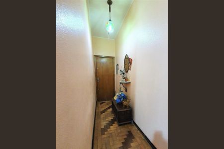 Corredor de apartamento à venda com 3 quartos, 103m² em Floresta, Porto Alegre