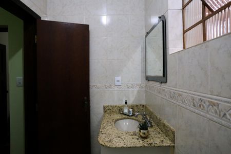 Casa para alugar com 200m², 3 quartos e 4 vagas Casa para alugar com 200m², 3 quartos e 4 vagasBanheiro