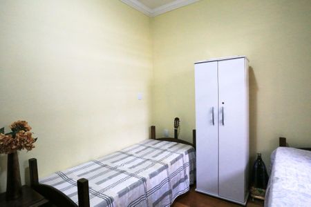 Casa para alugar com 200m², 3 quartos e 4 vagas Casa para alugar com 200m², 3 quartos e 4 vagasQuarto 1