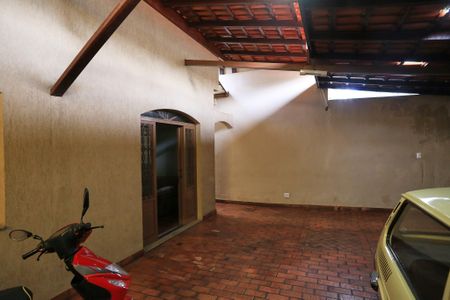 Casa para alugar com 200m², 3 quartos e 4 vagas Casa para alugar com 200m², 3 quartos e 4 vagasGaragem