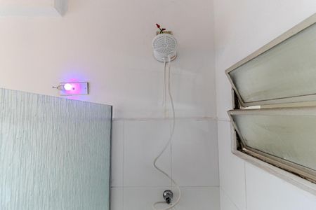 Banheiro de kitnet/studio para alugar com 1 quarto, 31m² em Vila Buarque, São Paulo