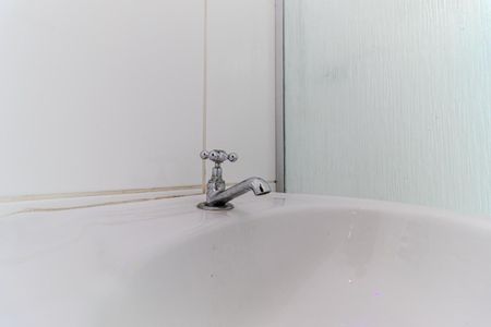 Banheiro de kitnet/studio para alugar com 1 quarto, 31m² em Vila Buarque, São Paulo