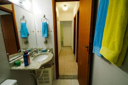 Apartamento para alugar com 130m², 2 quartos e 1 vaga Apartamento para alugar com 130m², 2 quartos e 1 vagaBanheiro