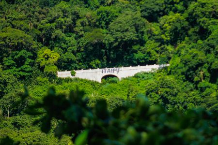 Apartamento para alugar com 130m², 2 quartos e 1 vaga Apartamento para alugar com 130m², 2 quartos e 1 vagaVaranda da Suíte 1