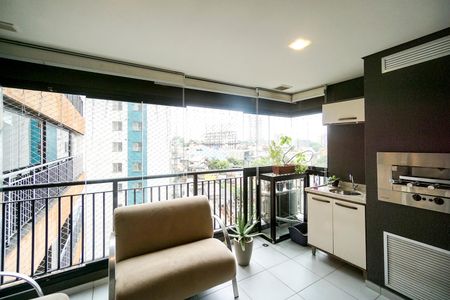 Apartamento à venda com 60m², 2 quartos e 1 vagaVaranda