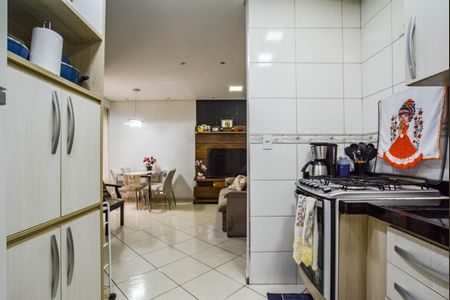 Apartamento à venda com 53m², 2 quartos e 1 vaga Apartamento à venda com 53m², 2 quartos e 1 vagaCozinha e Área de Serviço