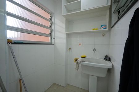 Apartamento à venda com 64m², 2 quartos e 1 vagaÁrea de Serviço