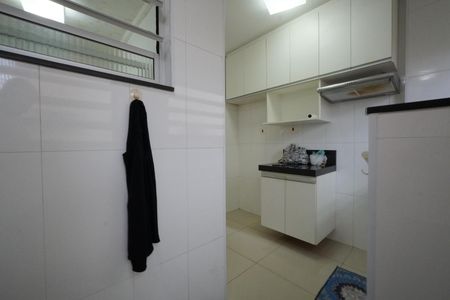 Apartamento à venda com 64m², 2 quartos e 1 vagaÁrea de Serviço