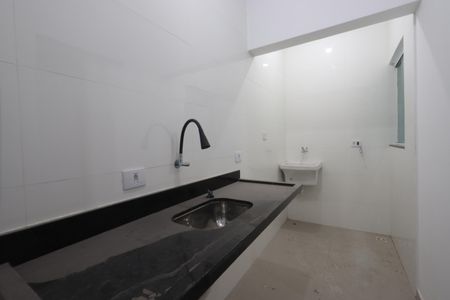Apartamento para alugar com 42m², 2 quartos e sem vagaCozinha e Lavanderia