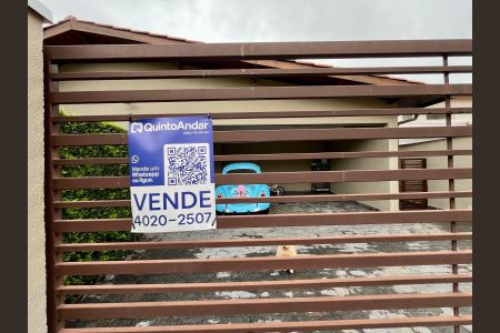 Casa de condomínio à venda com 340m², 4 quartos e 4 vagas Casa de condomínio à venda com 340m², 4 quartos e 4 vagasFachada da casa