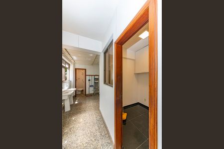 Apartamento à venda com 170m², 4 quartos e 3 vagas Apartamento à venda com 170m², 4 quartos e 3 vagasÁrea de Serviço